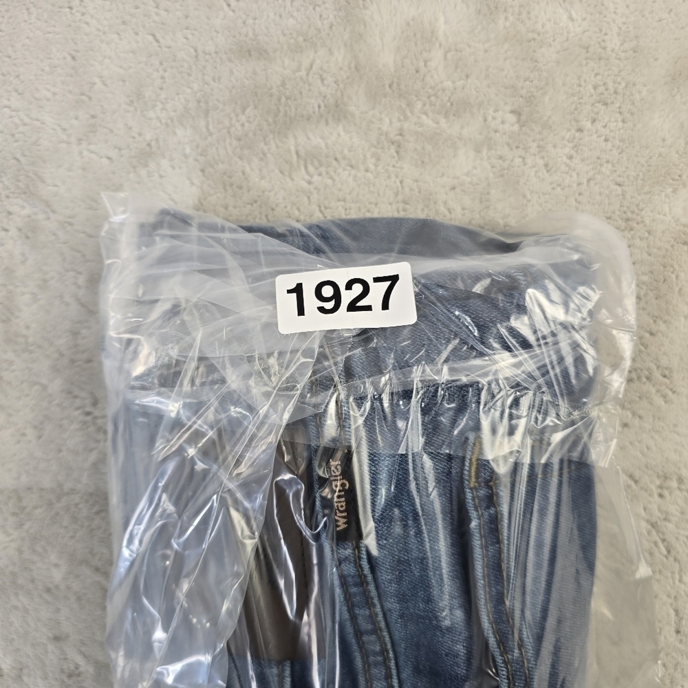 Wrangler Men's Relaxed Fit Blue Straight Jeans Sz 38x31 - Picture 10 of 10